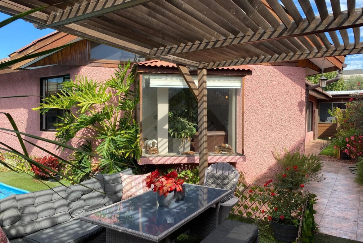 Maravillosa casa con bellos espacios en arriendo en Quilpue