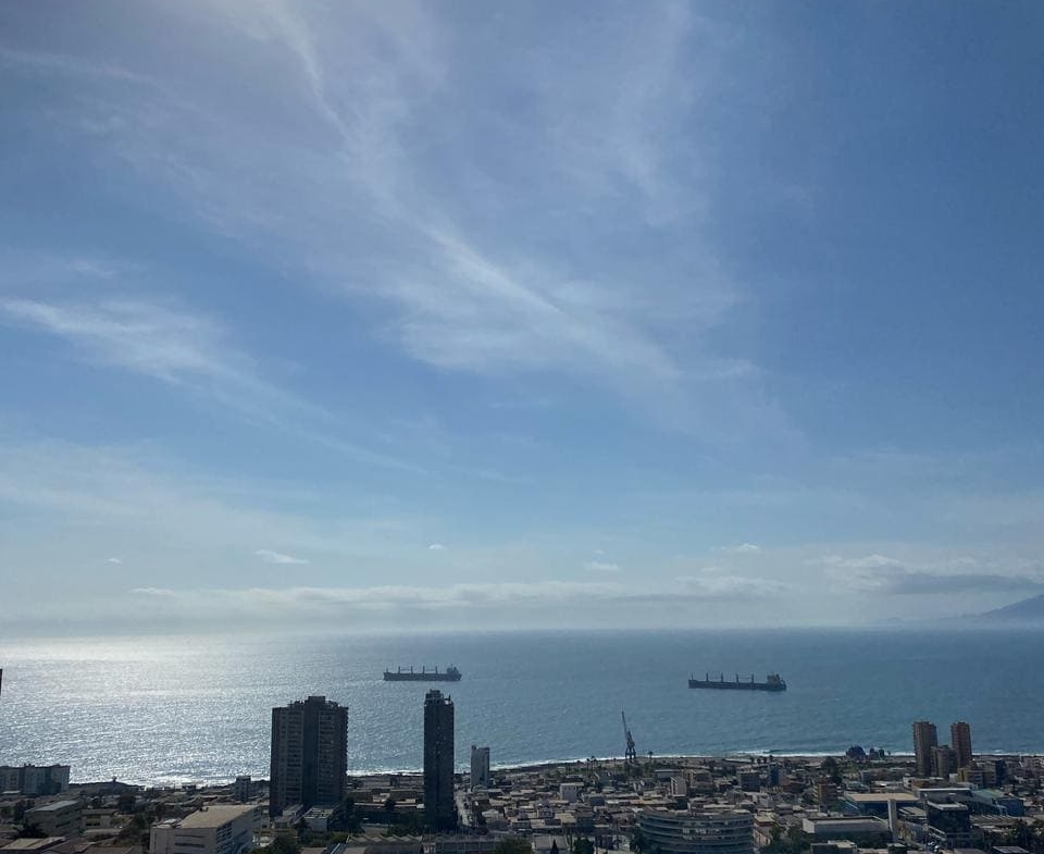 Hermoso departamento a un costado colegio costa cordillera, Antofagasta Sur
